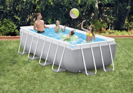 INTEX "PrismFrame" Pool rechteckig Aufstellpool Komplettset (400 x 200 x 100 cm) inkl. 12V Filterpumpe & Sicherheitsleiter Familienpool Swimmingpool Volumen ca 6.836l, blau (26788GN)